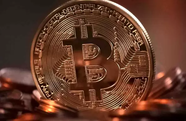 Por qu el Bitcoin alcanza mximos de 6 meses y sube un 55% desde su mnimo por el fraude de FTX