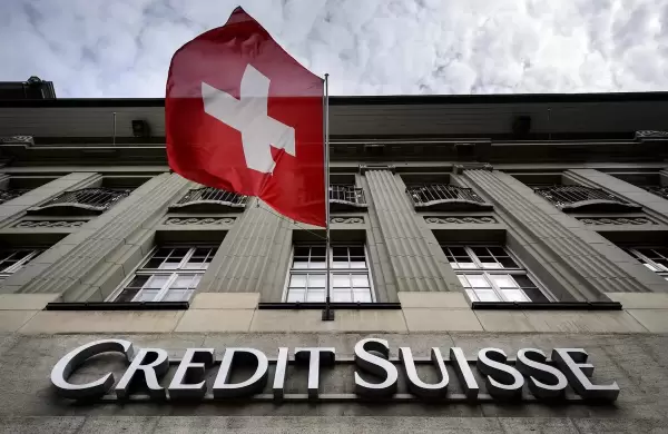 UBS compra Credite Suisse, futuros de USA verdes y Bitcoin alcanza récord de 10 meses