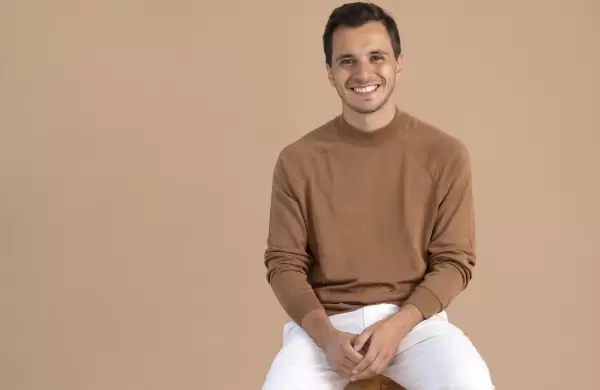 Desde Vancouver, este quiteo impulsa la talabartera nacional