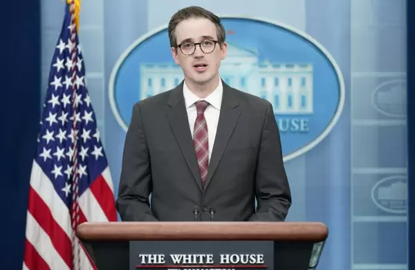 EEUU admite que es "muy grave" el peligro por la documentacin secreta que le fue robada y difundida