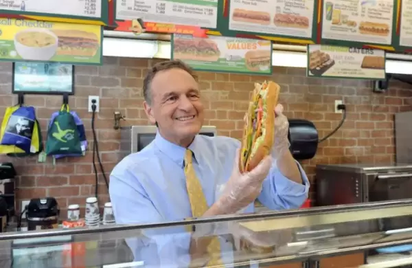 Los miles de millones ocultos de Subway revelados: cómo sus fundadores repartieron una fortuna, pero no para los franquiciados