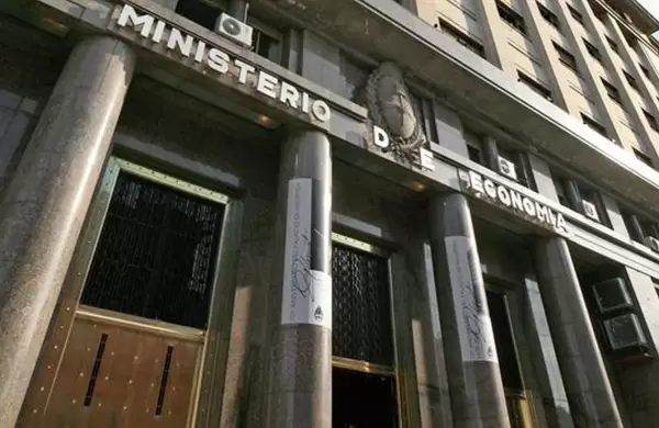 Economa pas los primeros vencimientos de abril