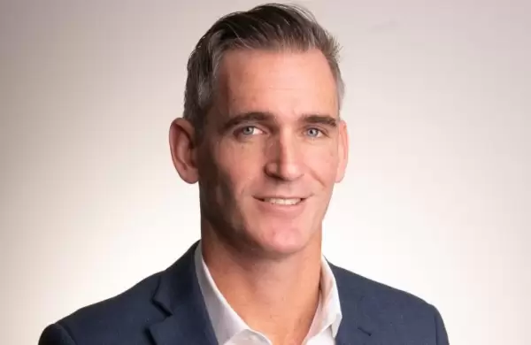 Quién es el exingeniero de SpaceX que acaba de recaudar US$ 40 millones para construir reactores nucleares portátiles