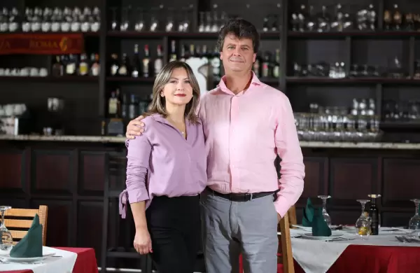 25 aos de La Briciola: Sar perch ti amo?