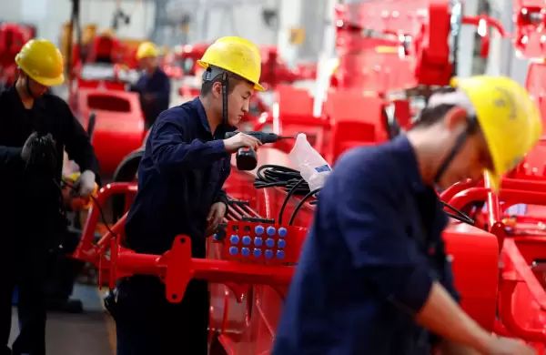 "En una profunda agonía": Por qué los días de China como proveedor mundial parecen llegar a su fin