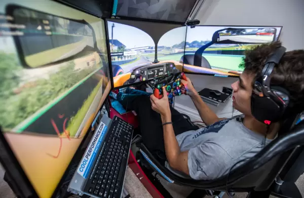 Crece la popularidad del Sim Racing y las marcas se suman para llegar al pblico joven