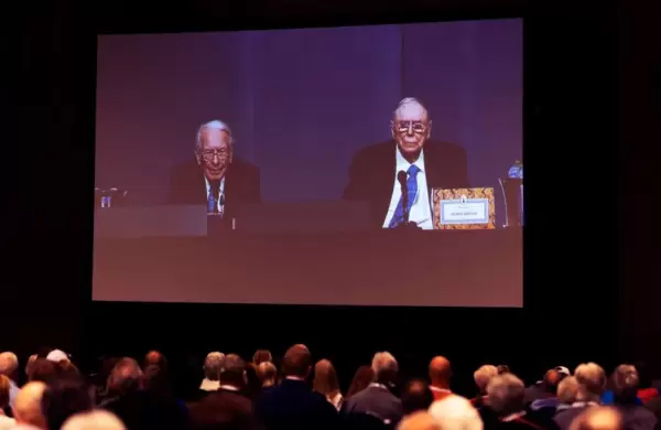 Warren Buffett y Charlie Munger a fondo: "Cómo ganar mucho dinero comprando buenas empresas"