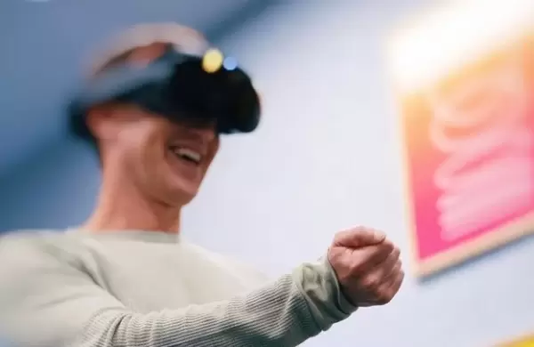 Zuckerberg sorprende al mundo tecnolgico con detalles de su prximo casco de realidad virtual: el Meta Quest 3
