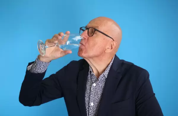 'No busquemos la mejor agua, disfrutemos de la variedad'