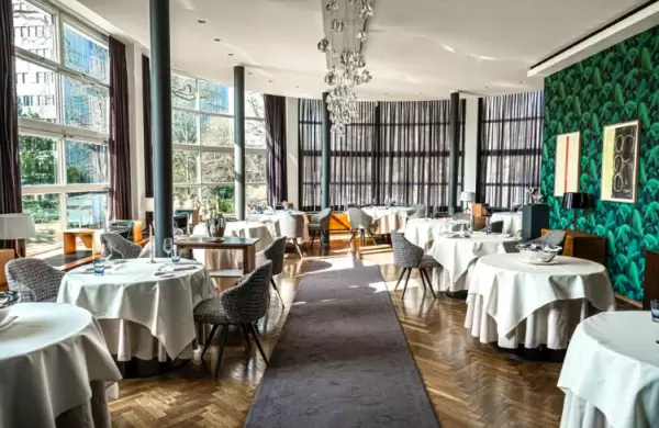 Dónde está y cómo es el mejor restaurante vegano de Europa