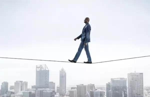 Invencible, no invulnerable