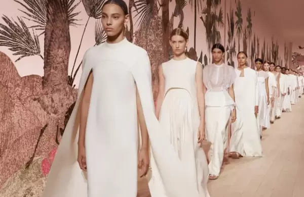 La colección de alta costura otoño 2023 de Dior se inspira en las diosas