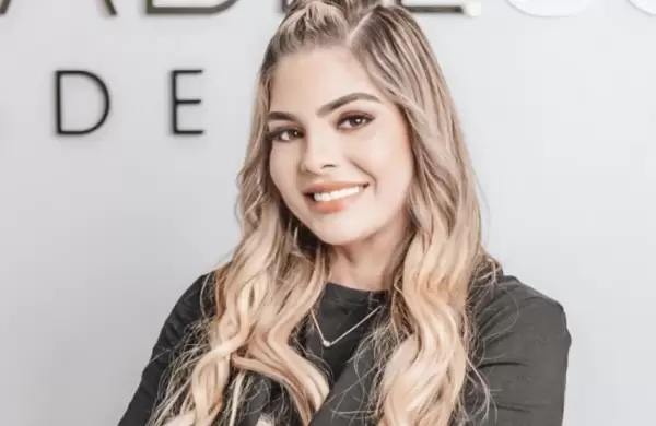 La cubana que emigr a los Estados Unidos, emprendi y fue elegida como Celebrity Beauty Artist por Forbes