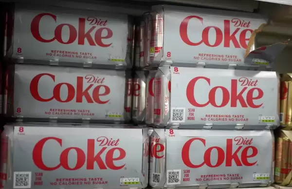 La OMS declar el aspartamo como "posiblemente cancergeno" y esto respondieron Coca Cola y la FAO