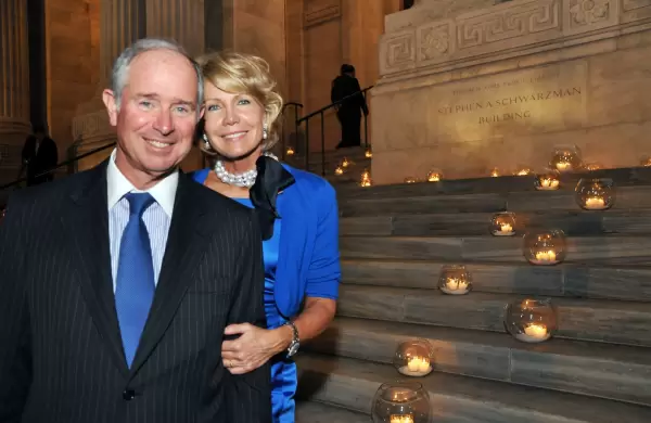 Blackstone se convirti en la primera empresa de capital privado en tener un billn de dlares bajo gestin