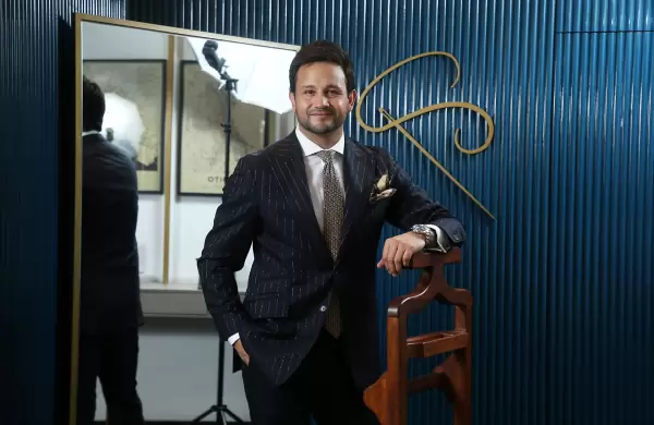 Heredero del buen gusto de la sastrera italiana