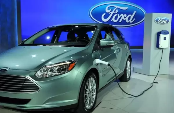 Ford deja al "rojo vivo" la carrera de vehículos eléctricos tras un anuncio clave