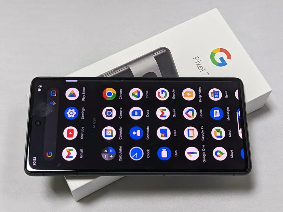 Google Pixel 7a: el Pixel más económico sube de nivel con nuevas cámaras y  más potencia