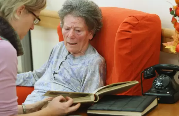 Los científicos finalmente descubren por qué el ejercicio reduce el riesgo de Alzheimer