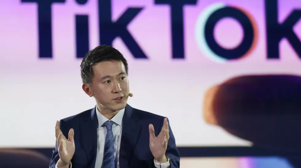 Tik Tok CEO Shou Zi Chew