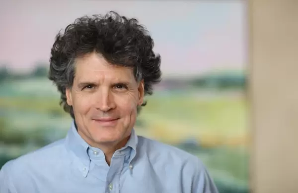 Por qu este CEO de un hedge fund multimillonario contrata a gente sin experiencia en finanzas