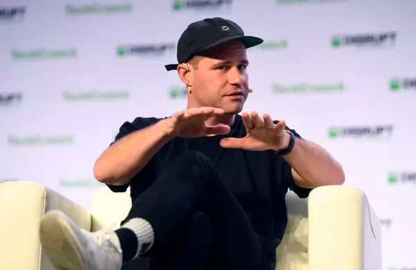 Con la aplicación de reventa TipTop, el fundador de Postmates, Bastian Lehmann, quiere convertir su basura en efectivo