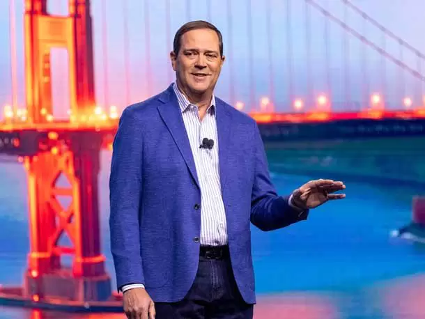 Chuck Robbins, Cisco