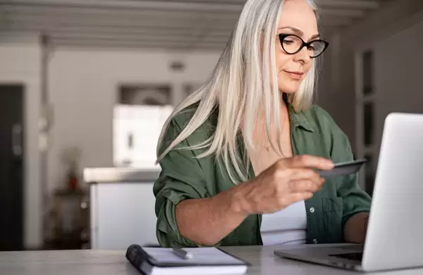 ¿Cómo impulsar las ventas a través del uso de IA en las próximas fiestas?