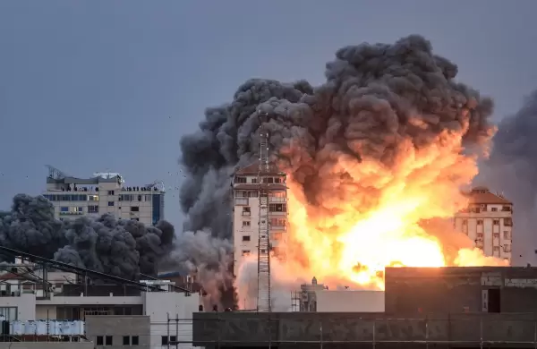 Expertos explican cómo los inversores pueden adaptarse al conflicto en Medio Oriente