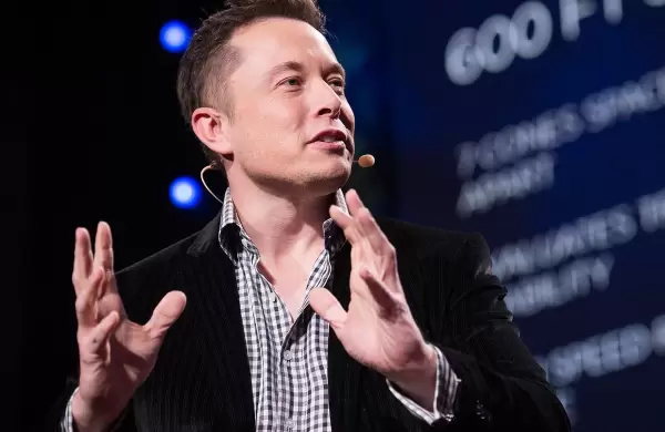 Tesla lidera el resurgimiento del Nasdaq y lleva al índice a su máximo histórico