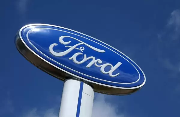 Las huelgas automotrices en Estados Unidos siguen golpeando a los gigantes Ford y GM
