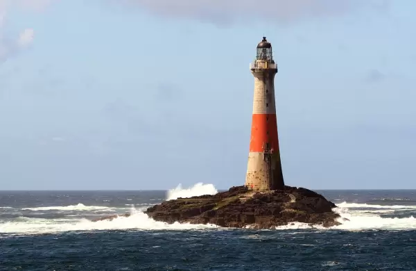 Navegando hacia el Puerto del Progreso