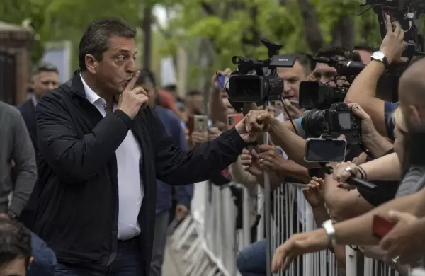 ¿Cómo reaccionó el mercado frente al triunfo sorpresivo de Massa?