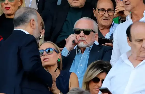 "El fútbol italiano morirá", afirma el presidente del Napoli tras un acuerdo de 954 millones de dólares