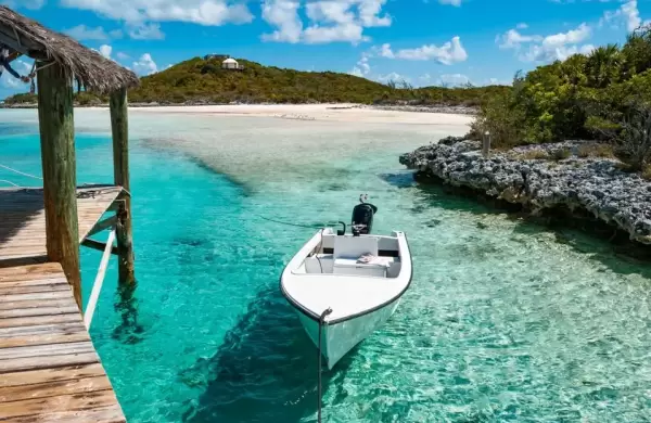 Explorando Exuma: el archipiélago de las Bahamas donde los ricos y famosos compran islas privadas