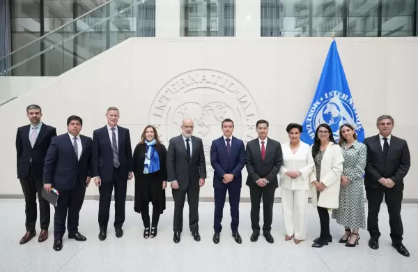 Daniel Noboa se reuni con representantes del BID, del FMI y del Banco Mundial, en EE.UU.