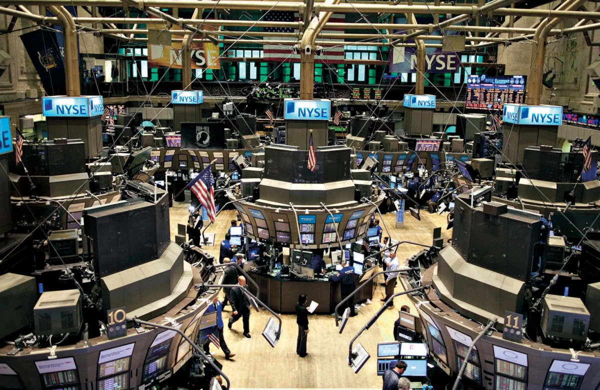 Suba de tasas de la FED: guía para resistir el impacto
