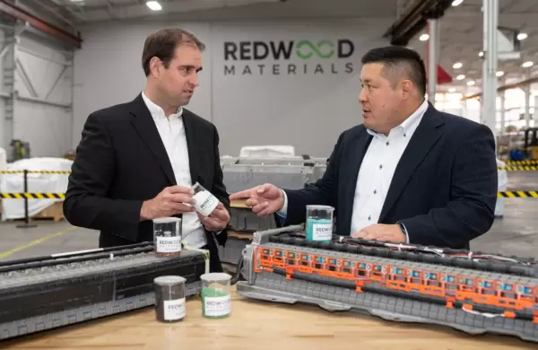 Toyota se convierte en el primer fabricante de autos en comprar componentes de batería de Redwood Materials