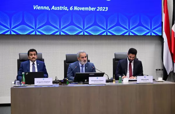 El petrleo se desploma al nivel ms bajo en seis meses