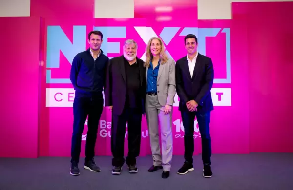 Next Century Summit de Banco Guayaquil trajo a Quito a Steve Wozniak y Tiffani Bova