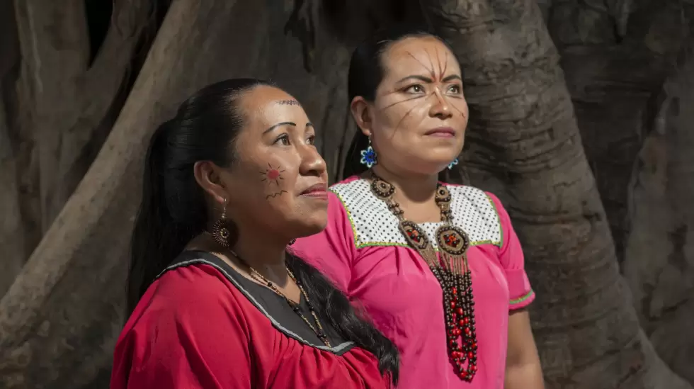 Mujeres amaznicas promueven gastronoma Jenni Quenama y Nilda Payaguaje