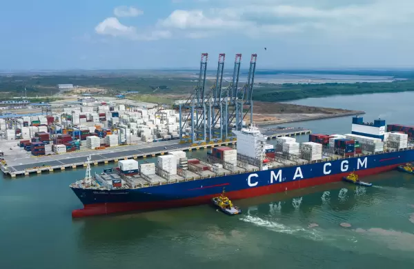 El movimiento naviero activa una batalla por el liderazgo portuario ecuatoriano