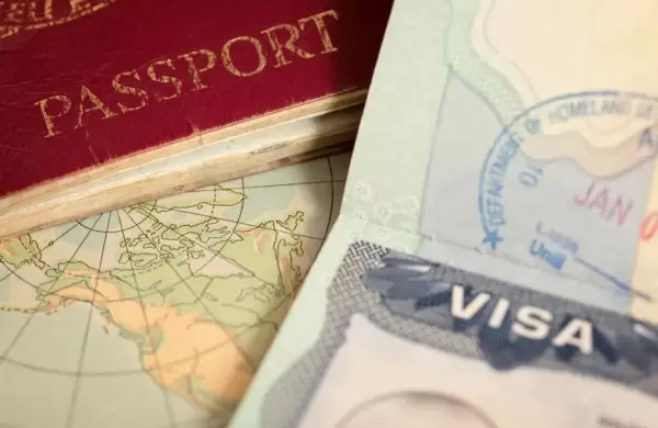Cuáles son los pasaportes más poderosos del mundo en 2025, por qué EE.UU. cayó en el ranking y en qué posición está Argentina