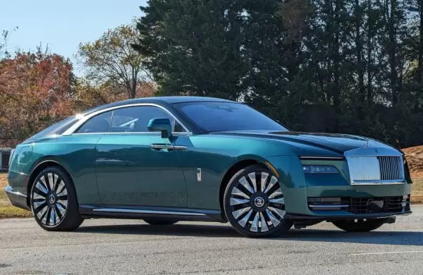 As es el primer Rolls-Royce elctrico, una reliquia al alcance de pocos bolsillo que est a la altura de la marca