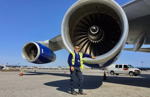 De mecnico de aviacin a Gerente Financiero de Amazon Pay