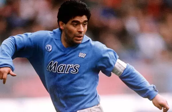 Maradona y el hroe de los que no tienen nada