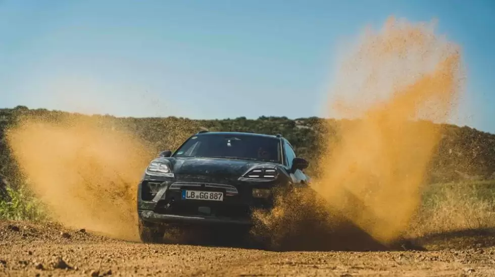 Porsche Macan 2025