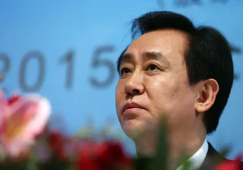 Hui Ka Yan: de una fortuna de US$ 45.300 millones a la cadena perpetua por el colapso de Evergrande