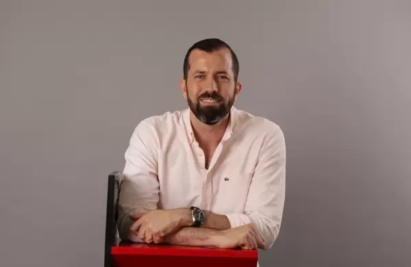 Le dijo chao a una multinacional y hoy se abre paso en Perú y Colombia con su agencia de creadores de contenido