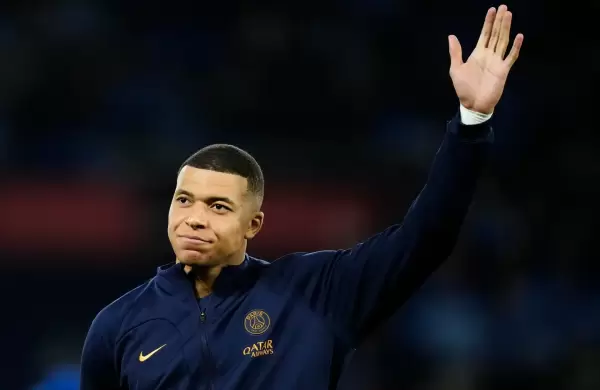 Por qué la posible salida de Mbappé del PSG marcaría el final de una era para el equipo parisino